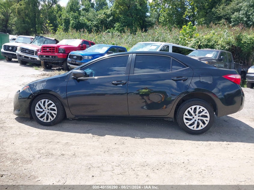 VIN 5YFBURHE2KP933666 2019 TOYOTA COROLLA LE