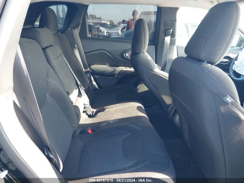 VIN 1C4PJLCB7KD249417 2019 JEEP CHEROKEE LATITUDE FWD