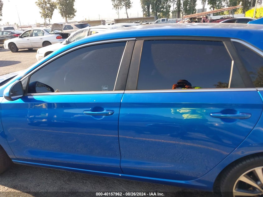VIN KMHH35LE1JU028815 2018 HYUNDAI ELANTRA GT