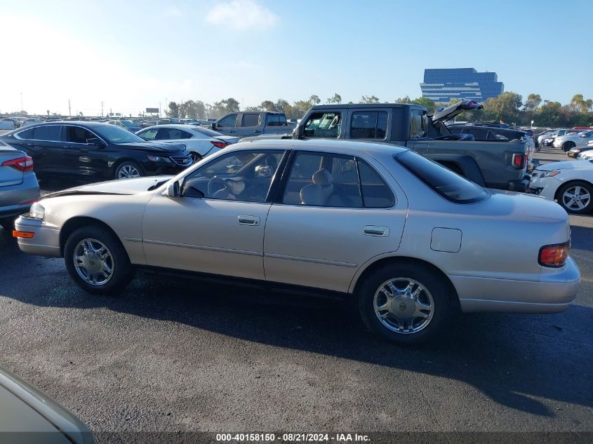 1994 Toyota Camry Xle VIN: JT2GK13EXR0058290 Lot: 40158150