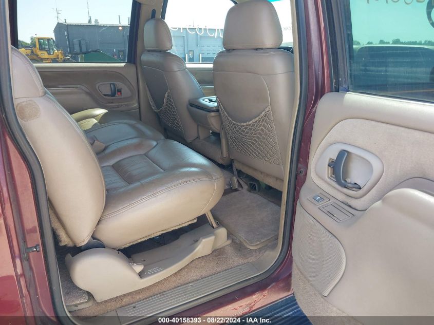 1999 GMC Suburban 1500 Sl VIN: 1GKEC16R3XJ716120 Lot: 40158393