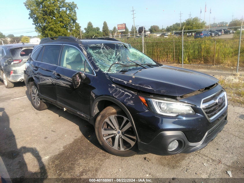 VIN 4S4BSANC4J3208017 2018 SUBARU OUTBACK 2.5I LIMITED