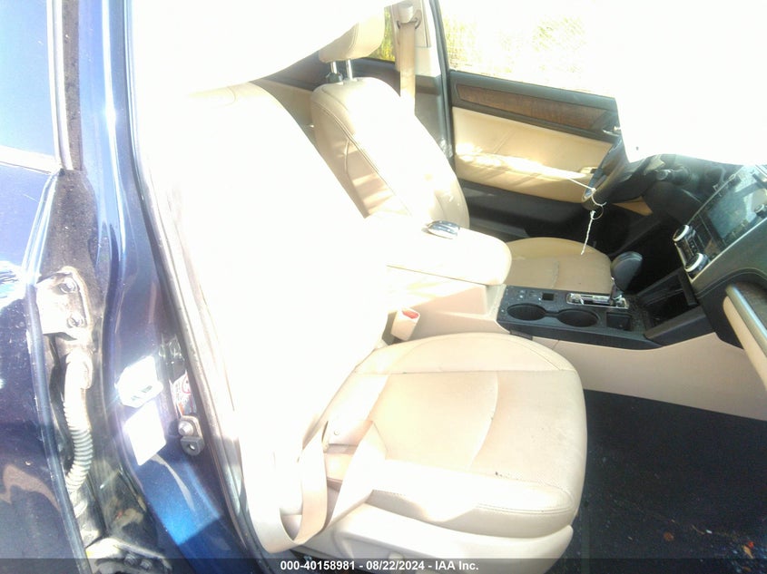 VIN 4S4BSANC4J3208017 2018 SUBARU OUTBACK 2.5I LIMITED