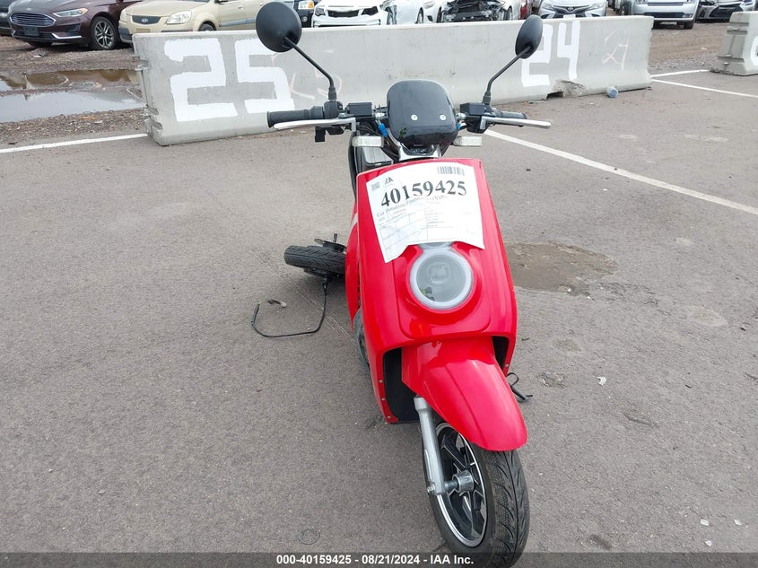 2020 AMPERE AMPERE VIN: 7J1CA1019LM000783