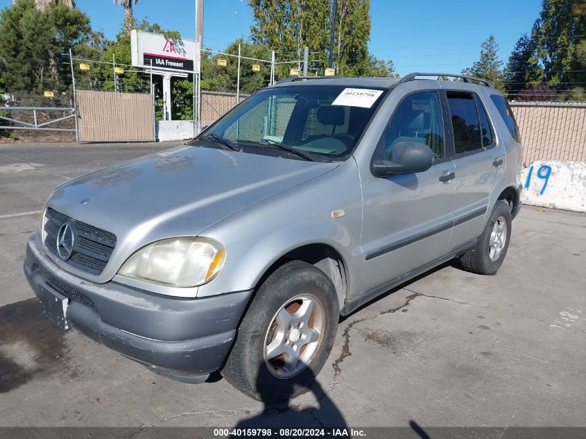 1998 Mercedes-Benz Ml 320 Classic VIN: 4JGAB54E8WA009559 Lot: 40159798