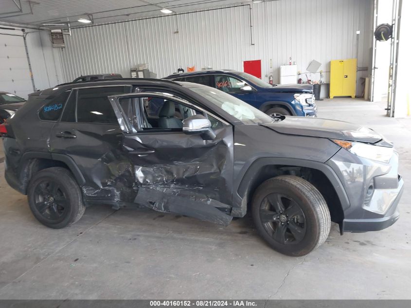 2020 Toyota Rav4 Xle/Xle Premium VIN: 2T3P1RFV9LW136825 Lot: 40160152