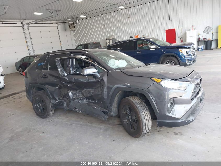 2020 Toyota Rav4 Xle/Xle Premium VIN: 2T3P1RFV9LW136825 Lot: 40160152