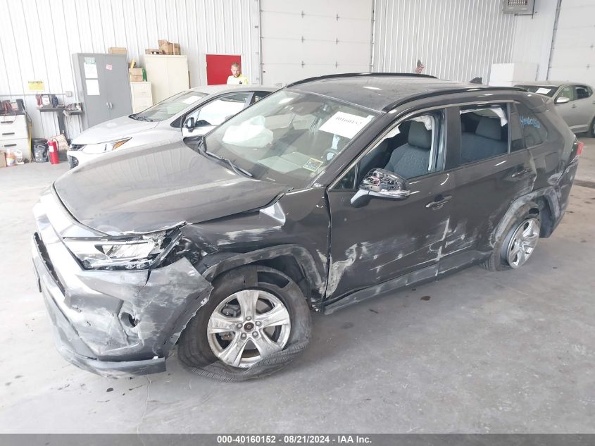 2020 Toyota Rav4 Xle/Xle Premium VIN: 2T3P1RFV9LW136825 Lot: 40160152