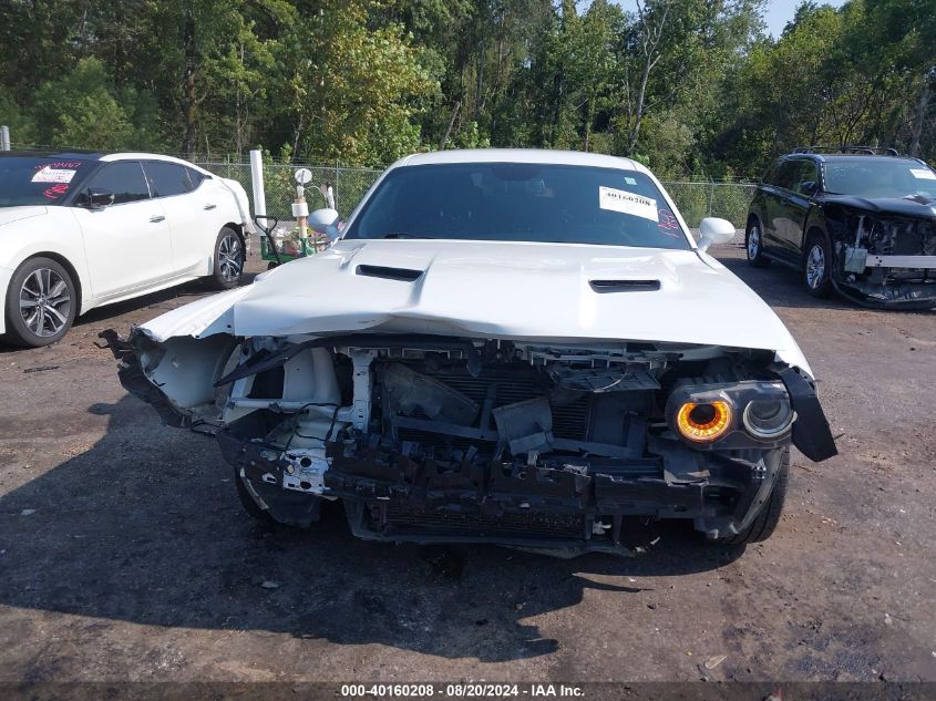 2018 Dodge Challenger Sxt VIN: 2C3CDZAG3JH138568 Lot: 40160208