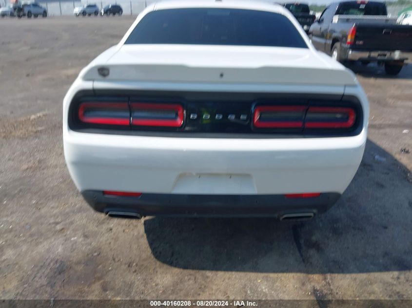 2018 Dodge Challenger Sxt VIN: 2C3CDZAG3JH138568 Lot: 40160208