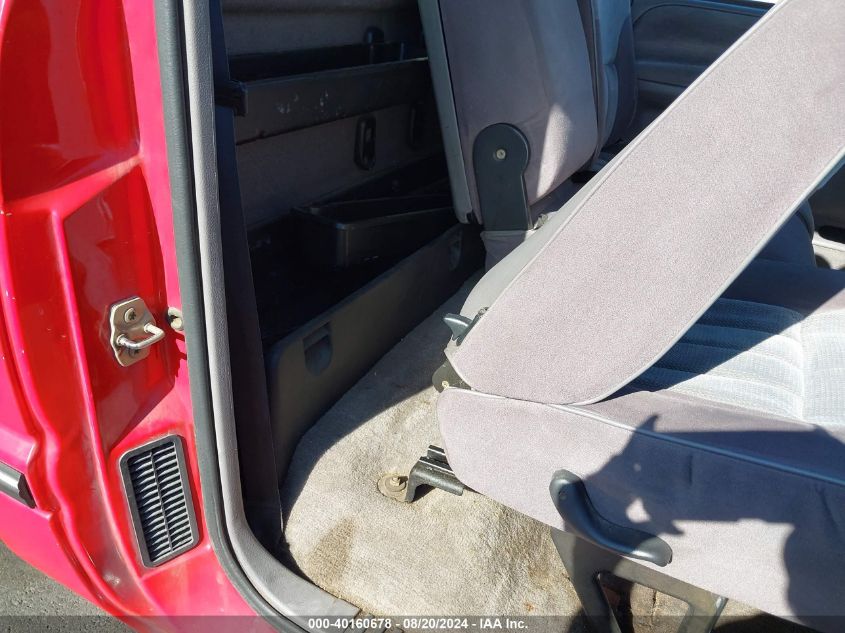 1995 Dodge Ram 2500 VIN: 1B7KC26Z5SS152882 Lot: 40160678