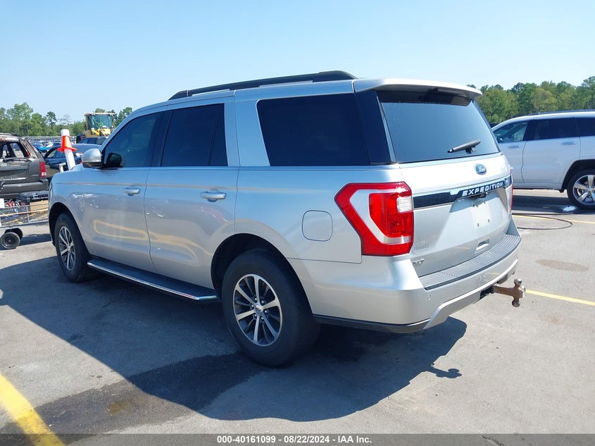 VIN 1FMJU1HT2JEA00367 2018 FORD EXPEDITION XLT