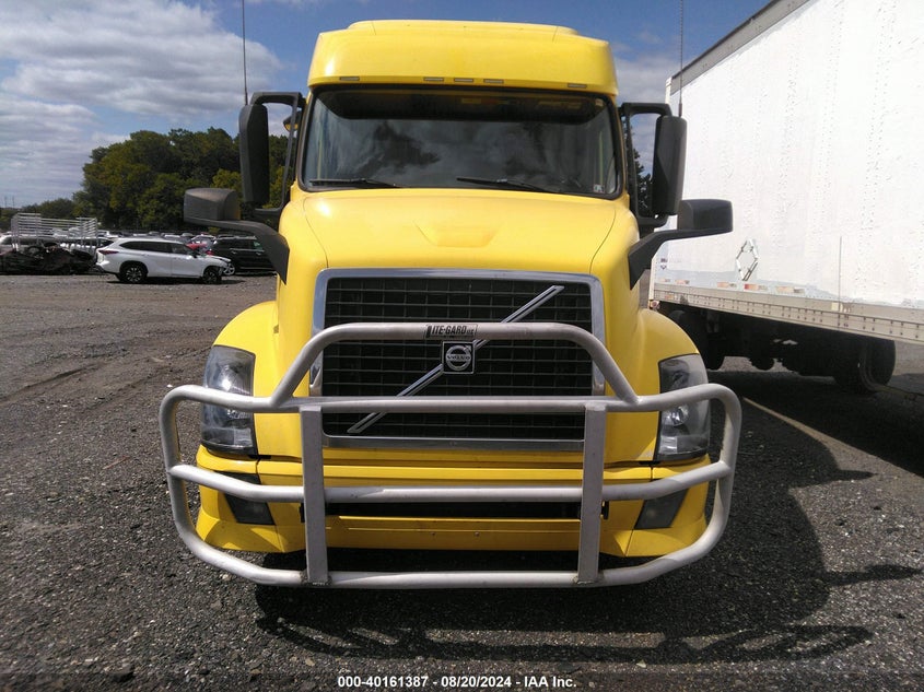 2015 Volvo Vn Vnl VIN: 4V4NC9EH6FN182352 Lot: 40161387