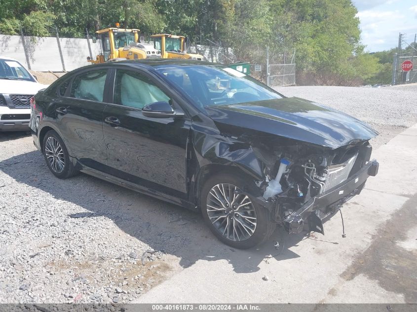 2023 Kia Forte Gt-Line VIN: 3KPF54AD7PE686107 Lot: 40161873