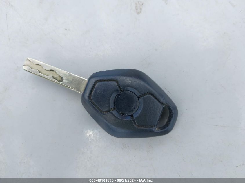 2002 BMW 330I VIN: WBAEV53422KM19927 Lot: 40161895