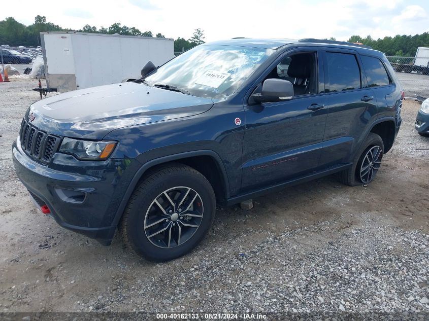 1C4RJFLT4JC121112 2018 JEEP GRAND CHEROKEE - Image 2