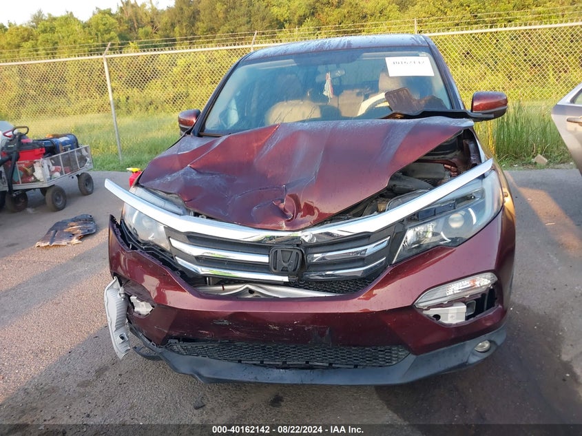 VIN 5FNYF5H3XJB030607 2018 HONDA PILOT EX