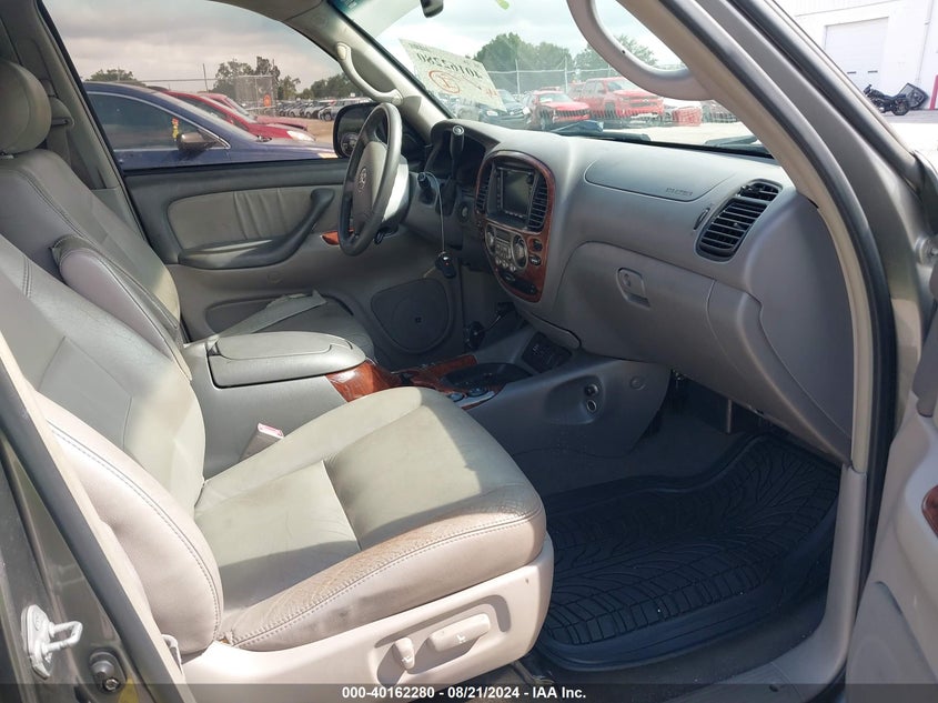 2007 Toyota Sequoia Limited V8 VIN: 5TDZT38A07S284332 Lot: 40162280