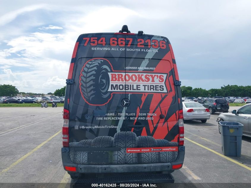 2018 Mercedes-Benz Sprinter 2500 Standard Roof V6 VIN: WD3PE7CD0JP627632 Lot: 40162425