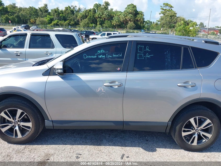 2018 TOYOTA RAV4 XLE - JTMWFREV9JD122576