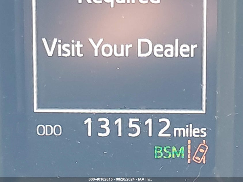 2018 TOYOTA RAV4 XLE - JTMWFREV9JD122576