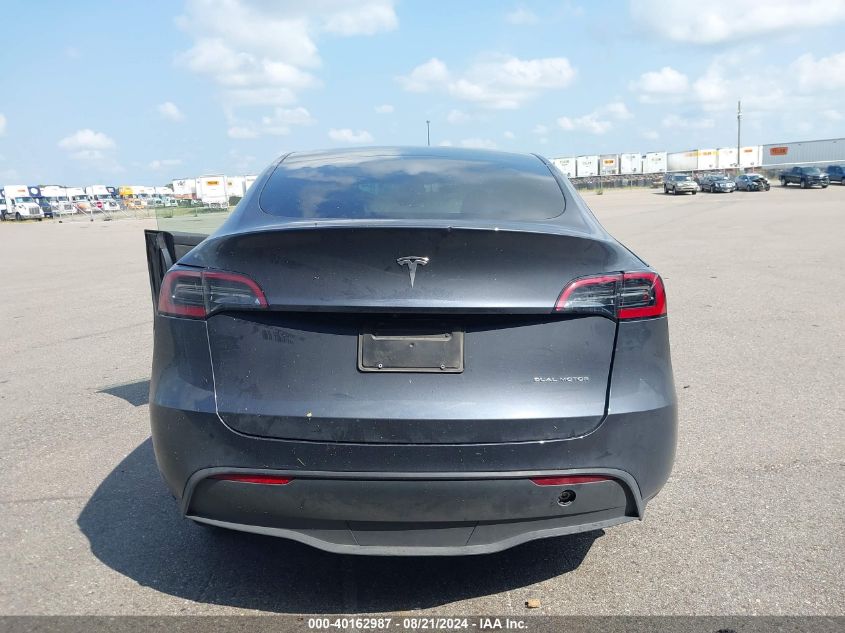 2023 Tesla Model Y VIN: 7SAYGDEE8PA032829 Lot: 40162987