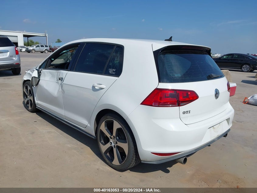 2015 VOLKSWAGEN GOLF GTI 2.0T SE 4-DOOR - 3VW5T7AU2FM046021