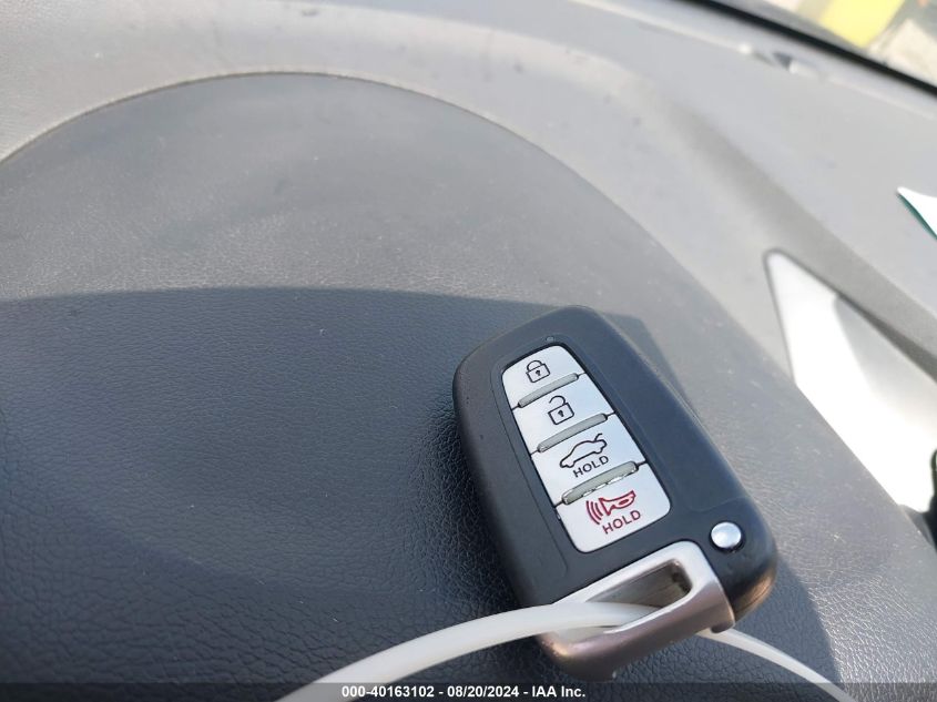 2011 Hyundai Elantra Limited (Ulsan Plant) VIN: KMHDH4AE2BU168693 Lot: 40163102