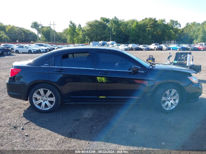 2013 Chrysler 200 Touring VIN: 1C3CCBBB1DN735243 Lot: 40163249