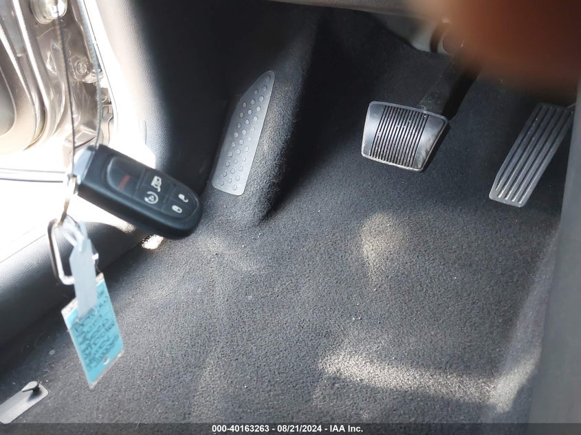VIN 1C4PJLLN4KD247876 2019 JEEP CHEROKEE LATITUDE PLUS FWD