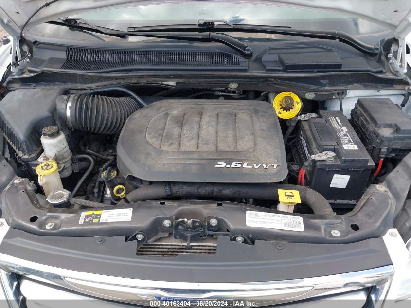 2015 Chrysler Town & Country Touring-L VIN: 2C4RC1CG5FR756077 Lot: 40163404