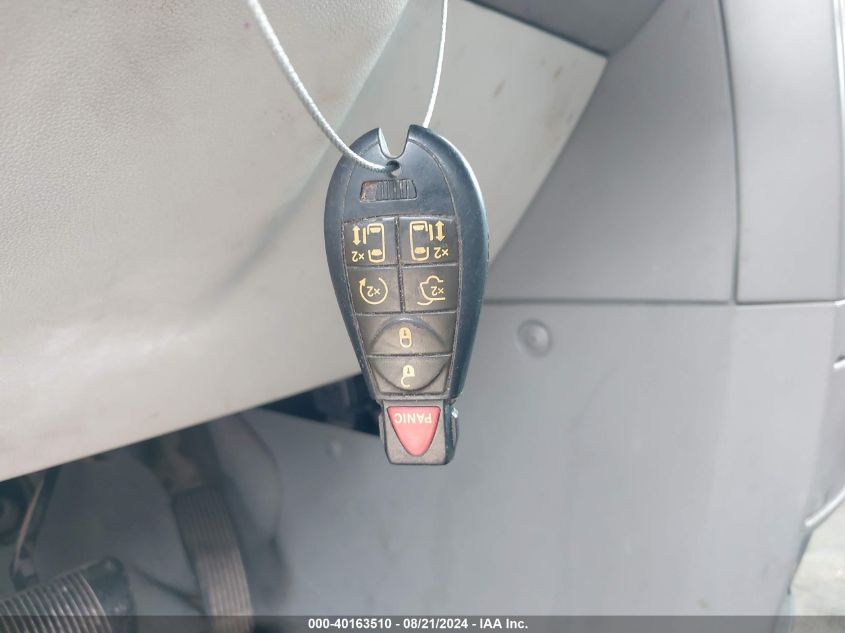 2010 Chrysler Town & Country Touring VIN: 2A4RR5D13AR253991 Lot: 40163510