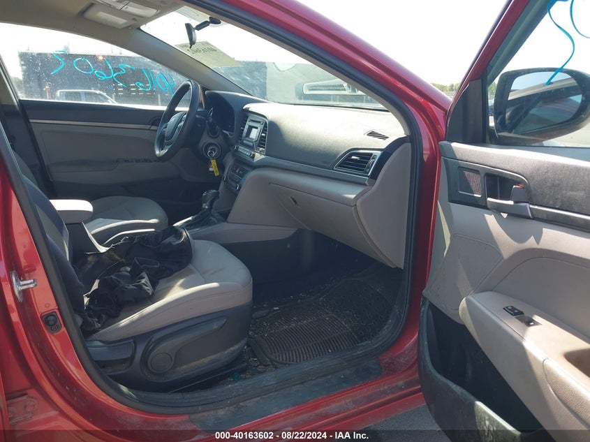 VIN 5NPD74LF0HH130136 2017 HYUNDAI ELANTRA SE