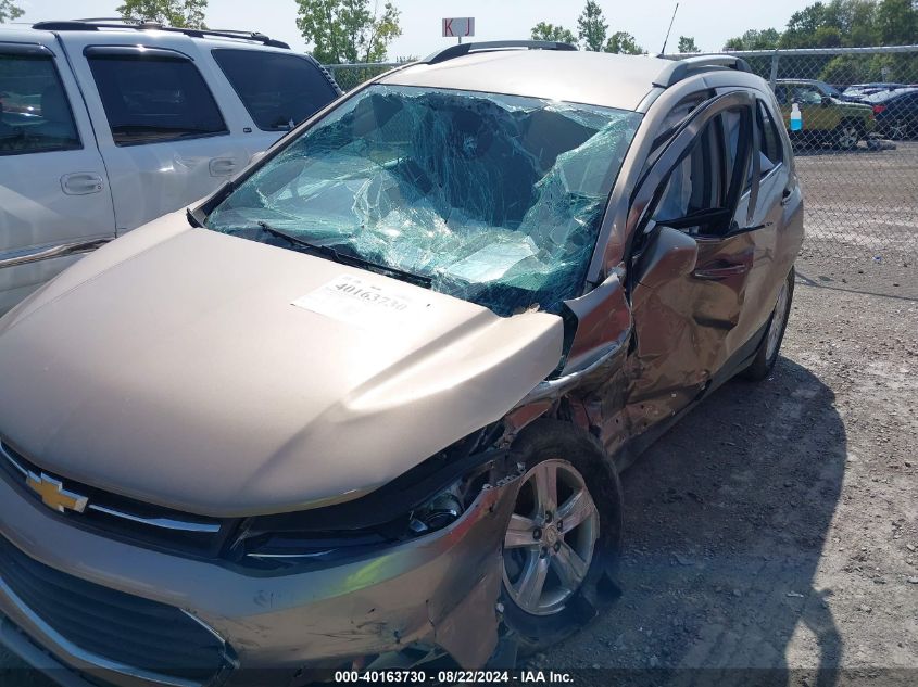 2018 Chevrolet Trax Lt VIN: 3GNCJPSB2JL417729 Lot: 40163730