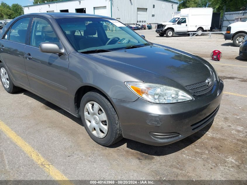 2004 Toyota Camry Le VIN: 4T1BE32K24U828460 Lot: 40163968