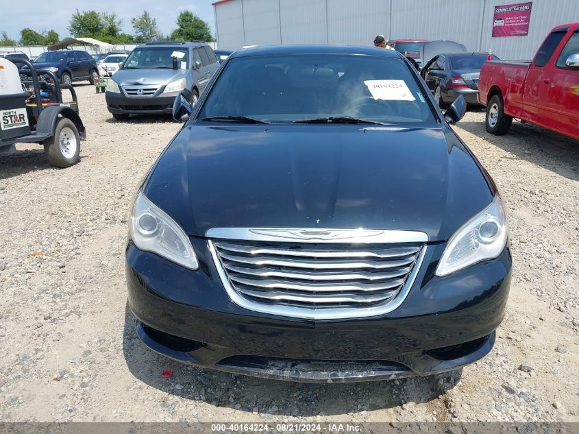 2013 Chrysler 200 Lx VIN: 1C3CCBABXDN641122 Lot: 40164224