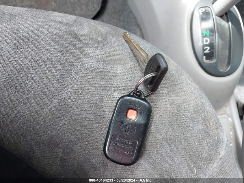 2000 Toyota Echo VIN: JTDBT1236Y0067405 Lot: 40164233