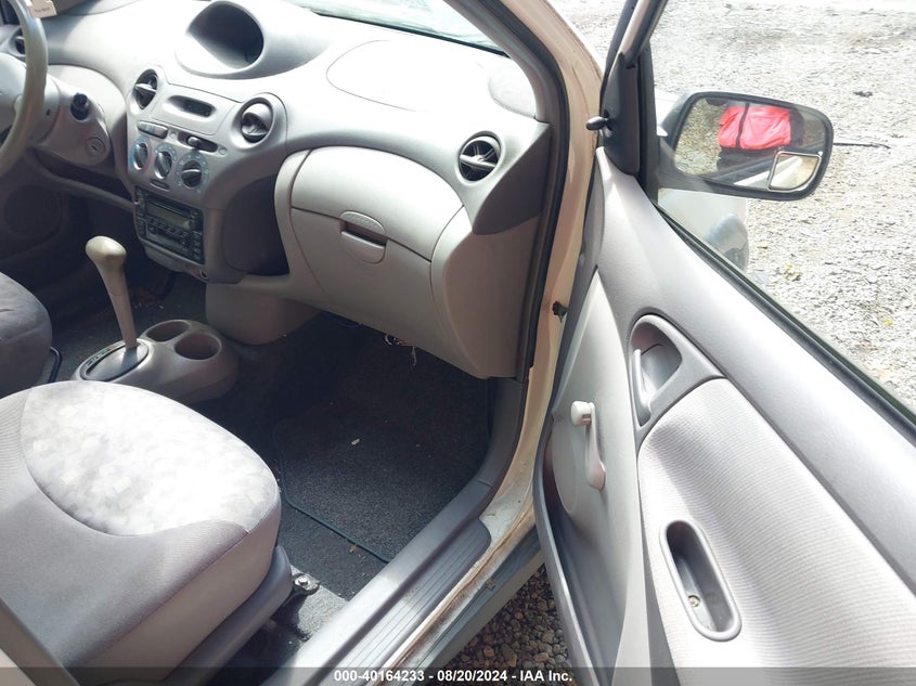 2000 Toyota Echo VIN: JTDBT1236Y0067405 Lot: 40164233