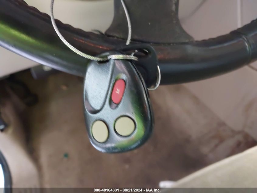 2005 Chevrolet Suburban 1500 Ls VIN: 3GNFK16Z05G162592 Lot: 40164331