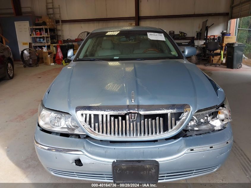 2LNHM82V98X660920 2008 Lincoln Town Car Signature Limited