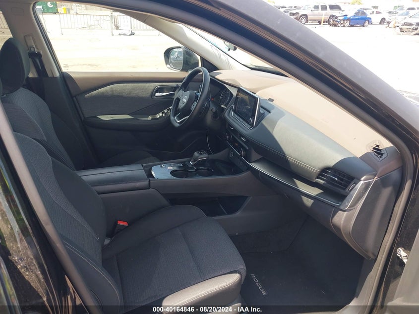 VIN 5N1BT3BA9PC824879 2023 NISSAN ROGUE SV FWD