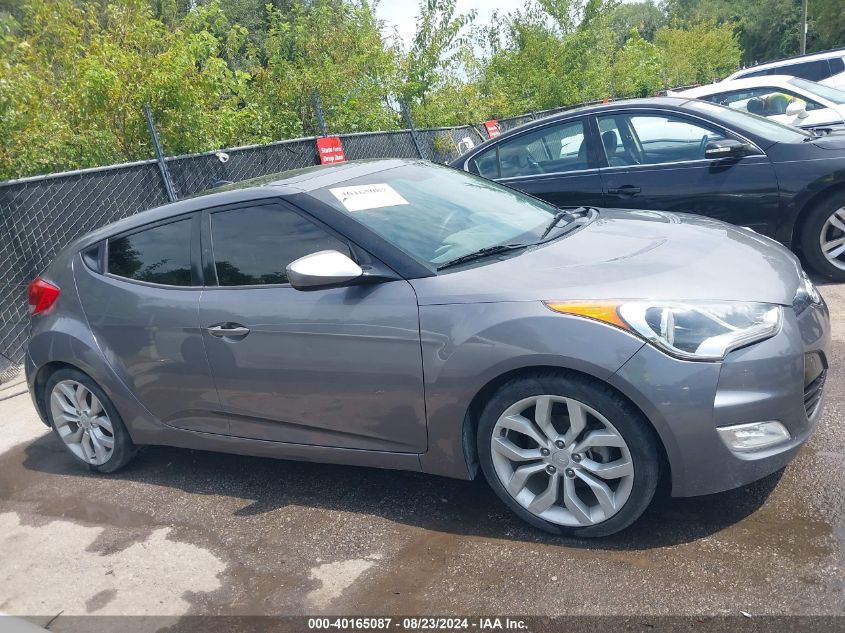 2013 Hyundai Veloster Base W/Black VIN: KMHTC6AD0DU158907 Lot: 40165087