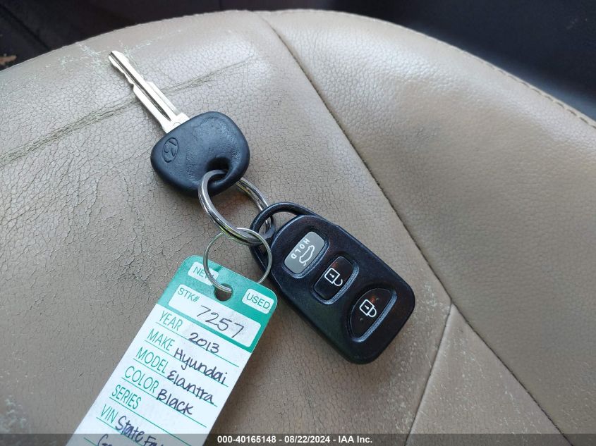 KMHDH4AE7DU577551 2013 Hyundai Elantra Gls