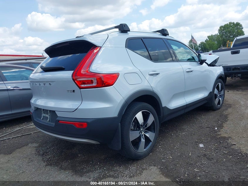 VIN YV4162UK1L2263193 2020 VOLVO XC40 T5 MOMENTUM
