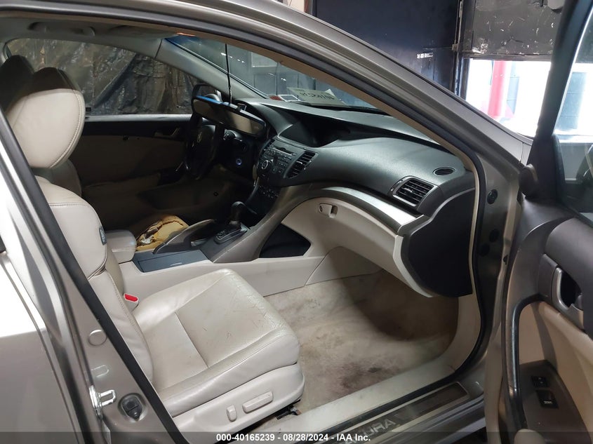 2010 Acura Tsx 2.4 VIN: JH4CU2F65AC011356 Lot: 40165239