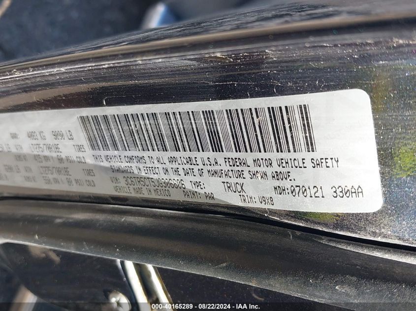 2018 Ram 2500 Tradesman 4X4 6'4 Box VIN: 3C6TR5CT5JG306606 Lot: 40165289