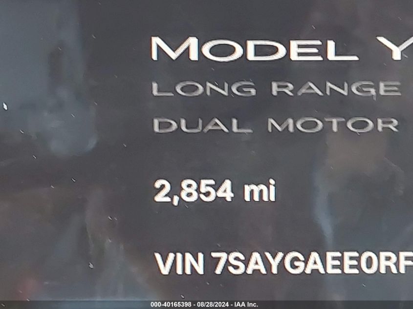 2024 Tesla Model Y Long Range Dual Motor All-Wheel Drive VIN: 7SAYGAEE0RF124067 Lot: 40165398