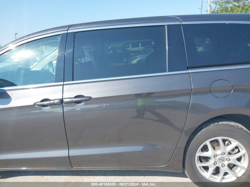 VIN 2C4RC1BG6PR596861 2023 CHRYSLER PACIFICA TOURING L
