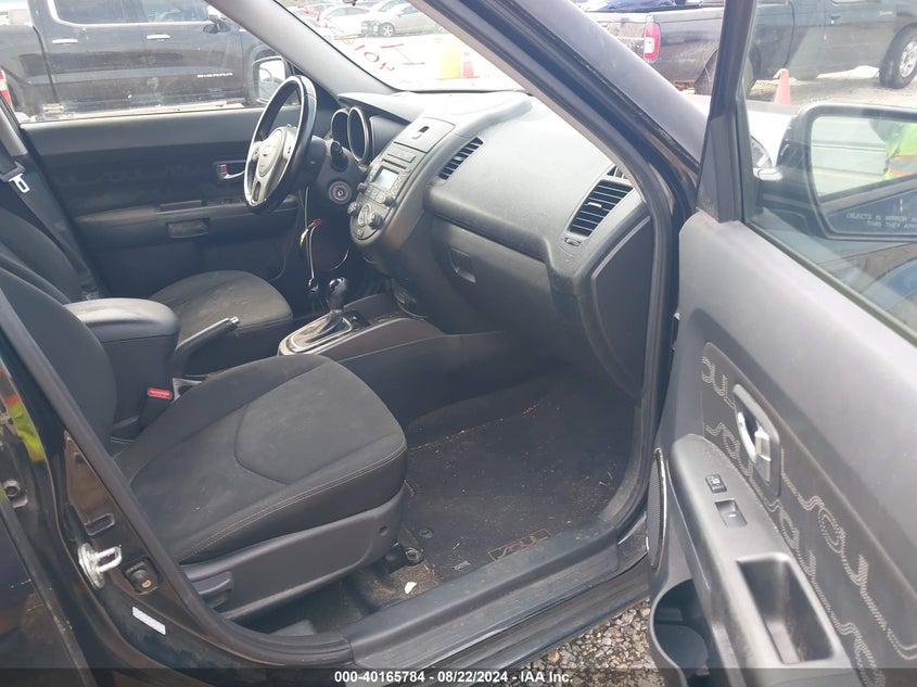 2013 KIA SOUL + - KNDJT2A67D7537150