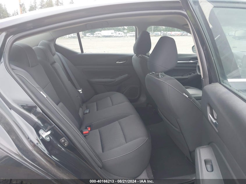 2022 Nissan Altima Sv Fwd VIN: 1N4BL4DV1NN365820 Lot: 40166213